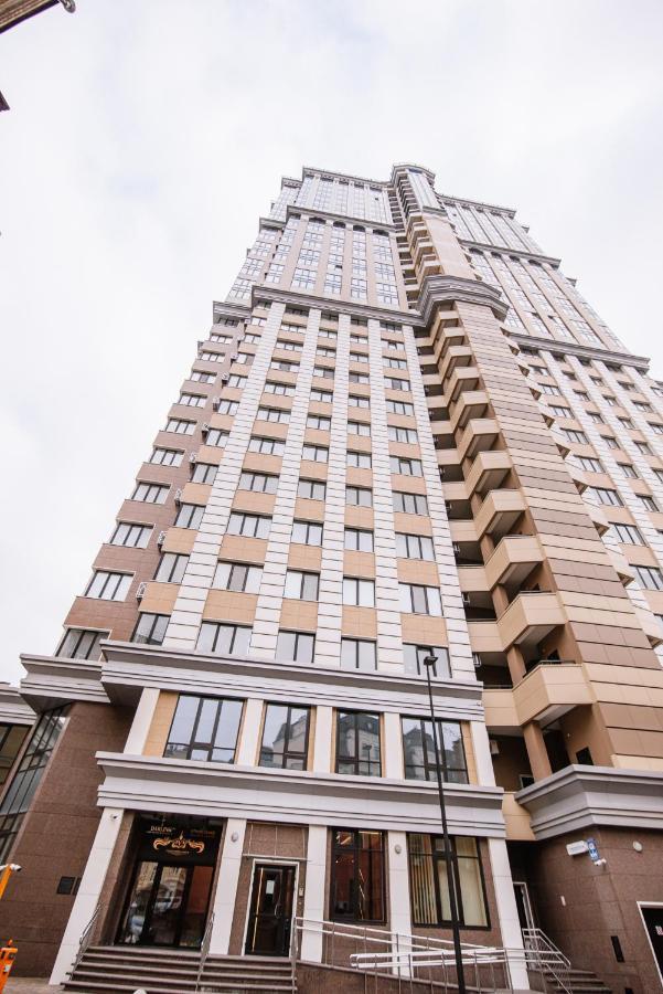 Ferienwohnung Luxury For Business & Pleasure Royal 1 Kiew Exterior foto